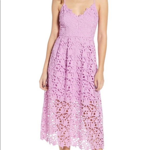 ASTR Lace Midi dress light orchid 🌸 - Picture 2 of 9